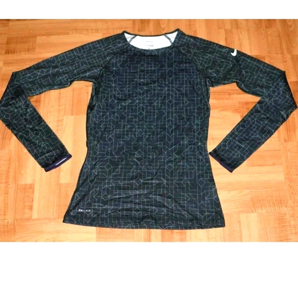 NIKE PRO HYPERWARM PRINT WOMEN'S TRAINING SHIRT - WOMEN'S SIZE S - Picture 1 of 4